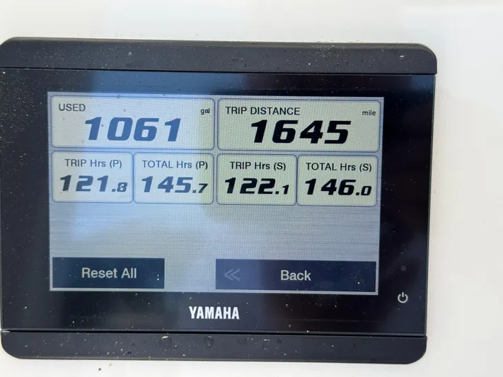  Yacht Photos Pics Engine Hours