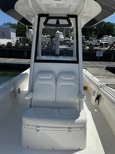  Yacht Photos Pics Forward Console seat with cooler