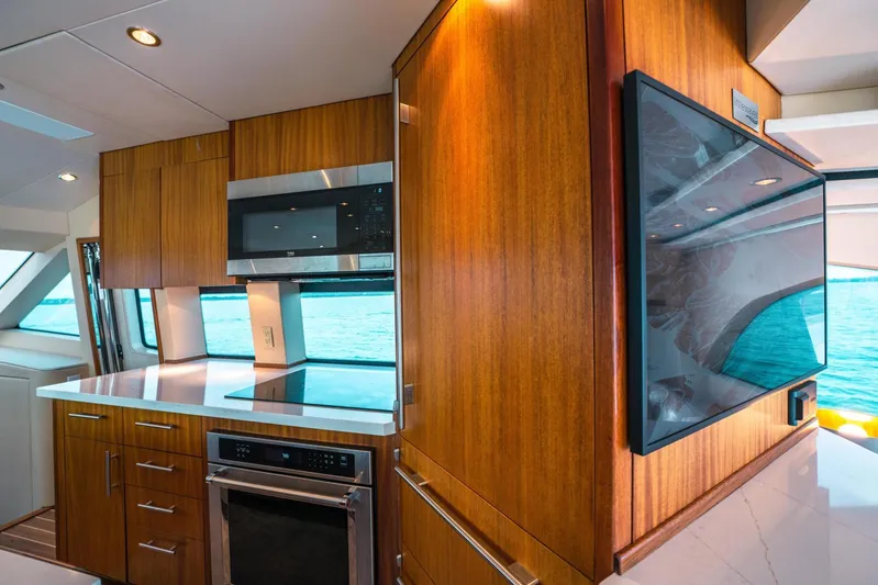 Little Waves Yacht Photos Pics 