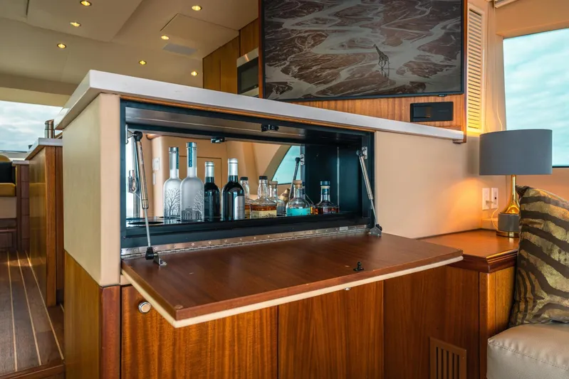 Little Waves Yacht Photos Pics 