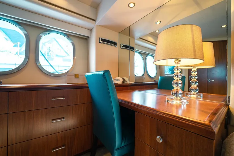 Little Waves Yacht Photos Pics 