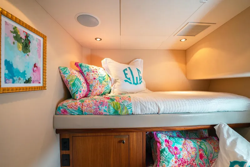 Little Waves Yacht Photos Pics 