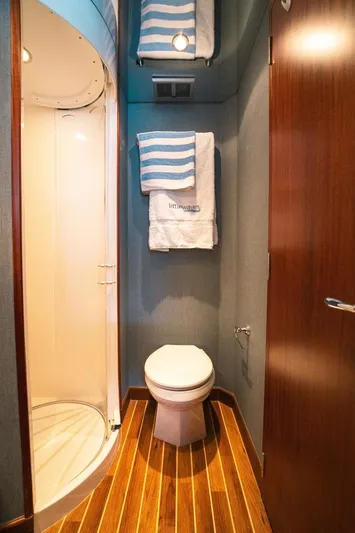 Little Waves Yacht Photos Pics 