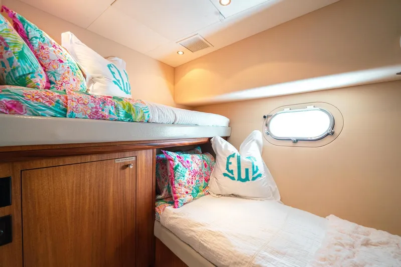 Little Waves Yacht Photos Pics 