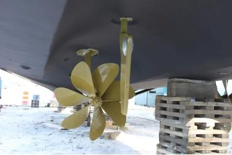 Little Waves Yacht Photos Pics 