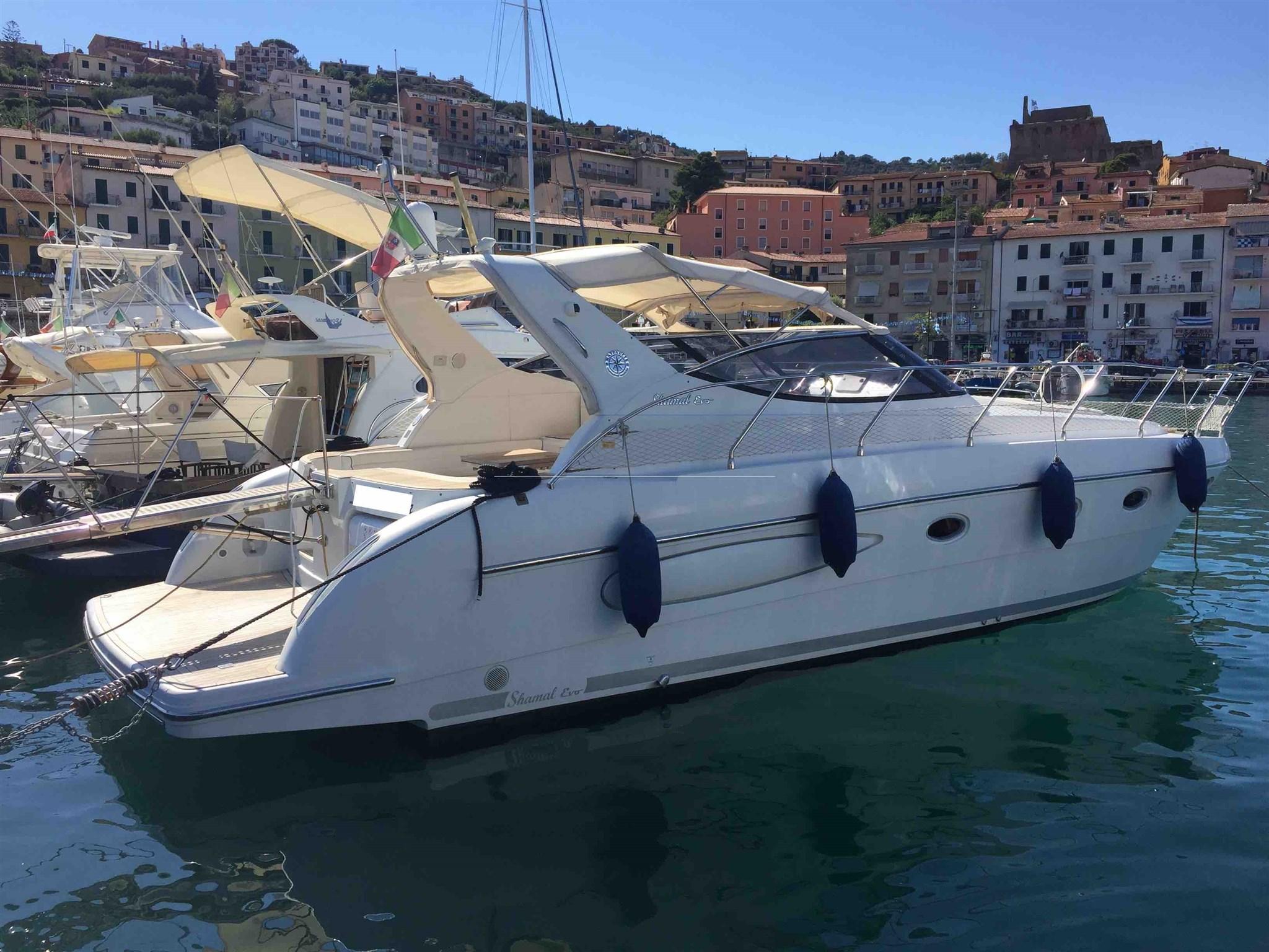 2009 Raffaelli Shamal Evo ( 2 cabine 2 bagni ) linea asse Express Cruiser  for sale - YachtWorld