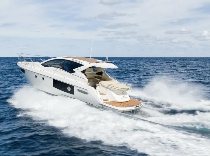 She's Royal Yacht Photos Pics 2014 Cranchi Ht 44 - Image 11