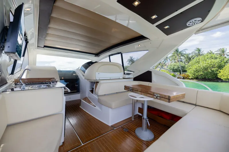 She's Royal Yacht Photos Pics 2014 Cranchi Ht 44 - Image 24