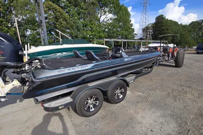 Skeeter ZX 250