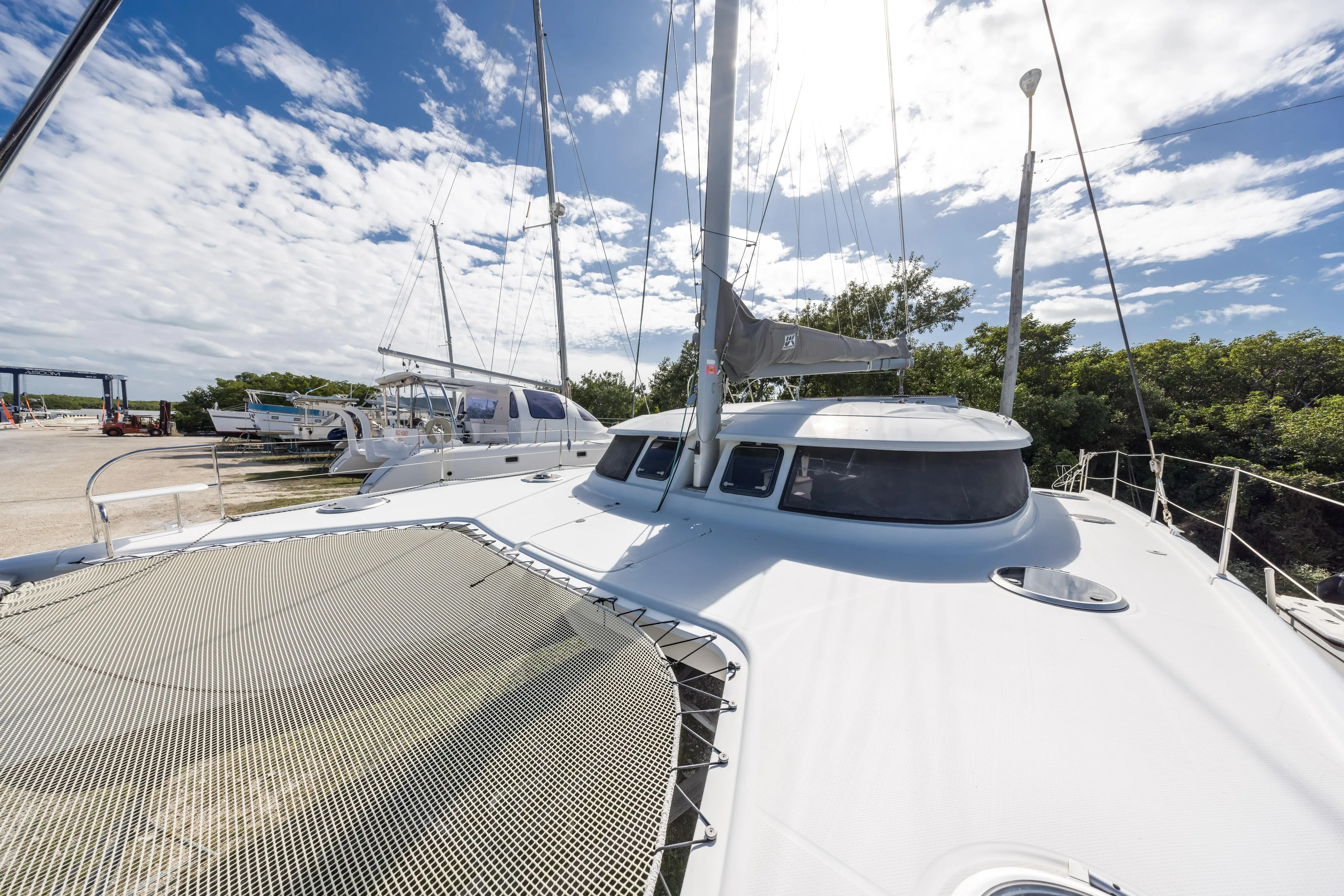 Breathing Room Yacht Photos Pics 