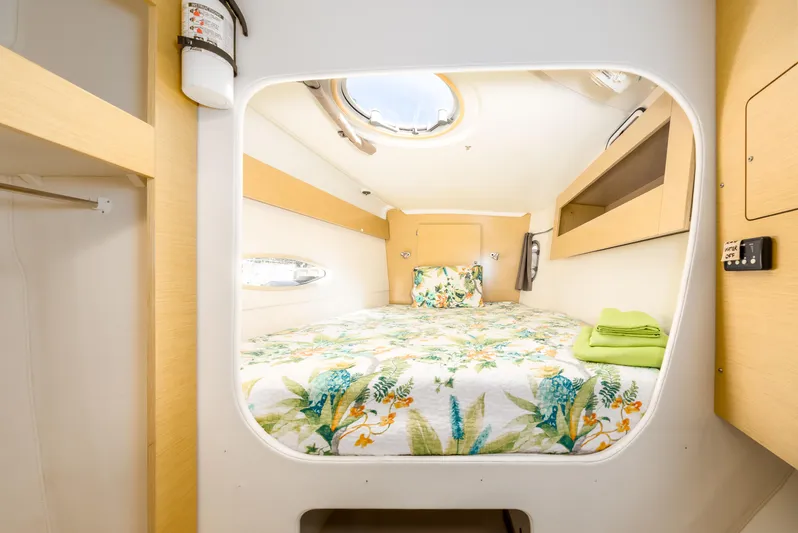 Breathing Room Yacht Photos Pics 