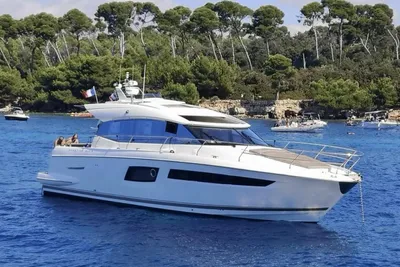 2015 Prestige 500 S