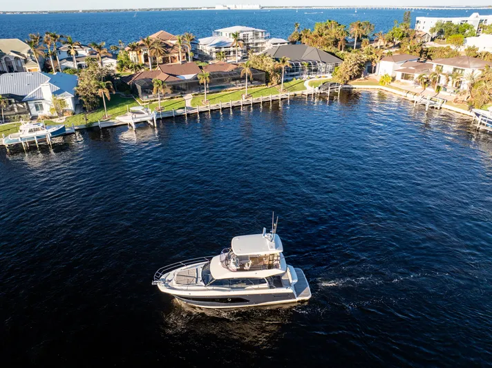 Next Waypoint Yacht Photos Pics 