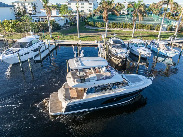 Next Waypoint Yacht Photos Pics 