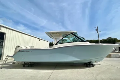 Grady-White Freedom 325