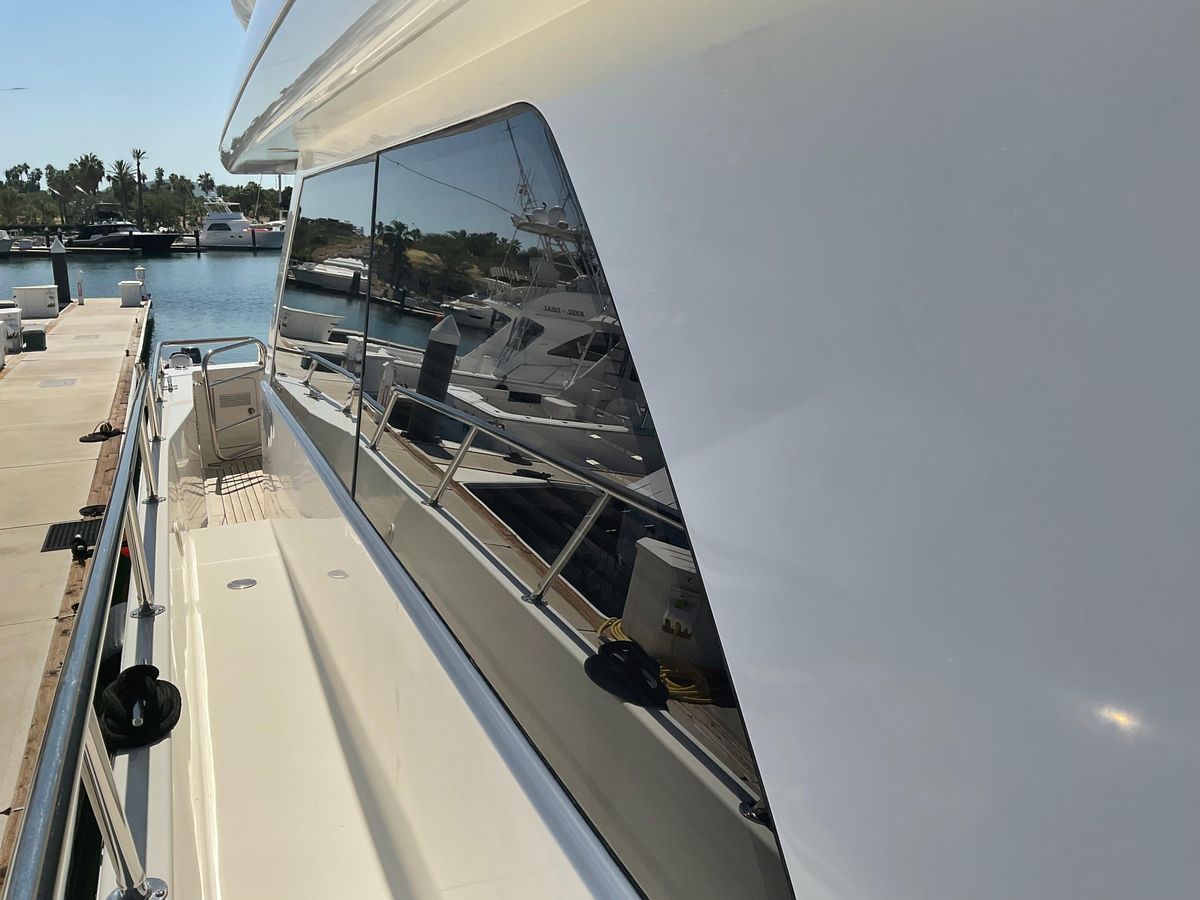 2002 West Bay 68 