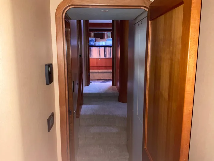  Yacht Photos Pics COMPANIONWAY TO STATEROOMS