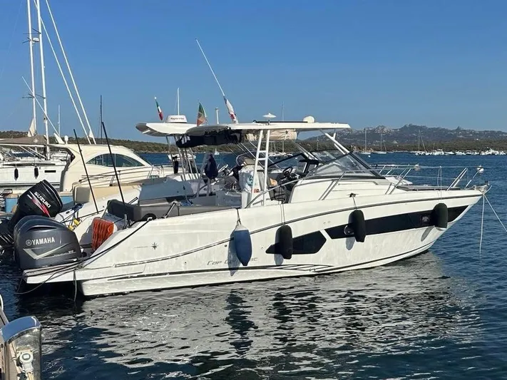  Yacht Photos Pics Cap Camarat 10.5 WA