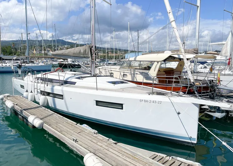  Yacht Photos Pics Jeanneau Sun Odyssey 440