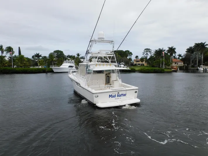 Mad Hatter Yacht Photos Pics 