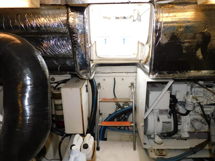 Mad Hatter Yacht Photos Pics 