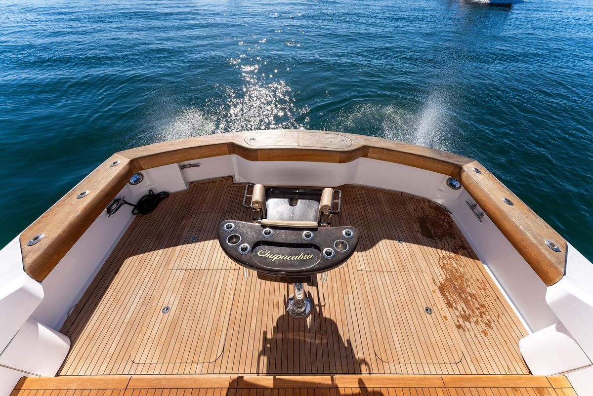 2007 Hatteras 64 