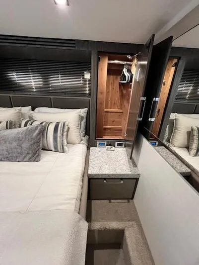 Valkyrie Yacht Photos Pics Hanging Closet