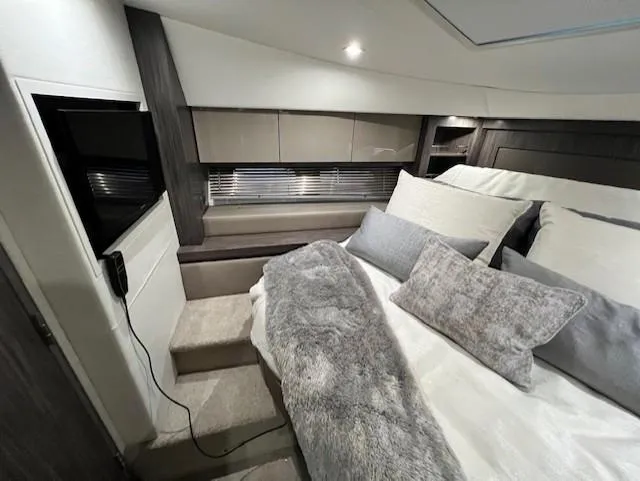 Valkyrie Yacht Photos Pics Stateroom