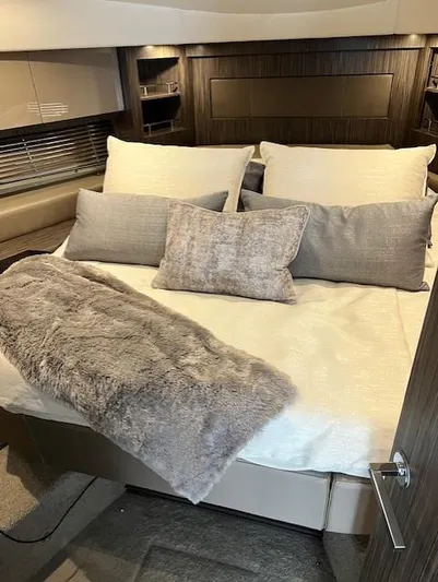 Valkyrie Yacht Photos Pics Island Queen