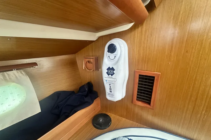  Yacht Photos Pics Interior of 2007 Jeanneau Sun Odyssey 42 DS with mounted ACR device.
