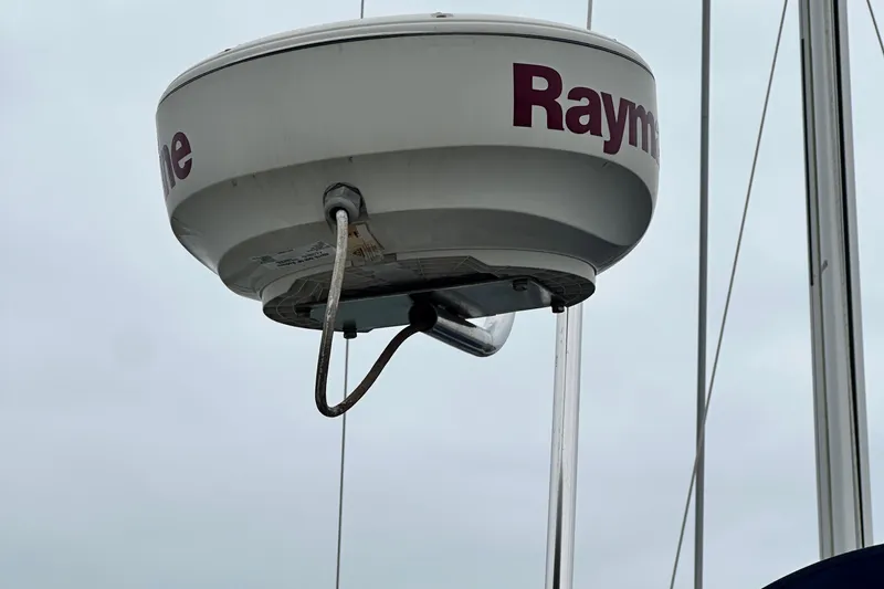 Yacht Photos Pics Radar equipment on a 2007 Jeanneau Sun Odyssey 42 DS sailboat.