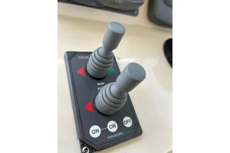 Eagle Yacht Photos Pics Control panel with dual joysticks for Mainship Pilot 34, 2008 model.