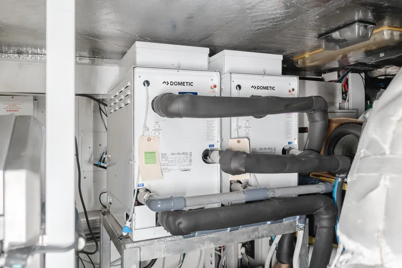 Indecent Proposal 4 Yacht Photos Pics 