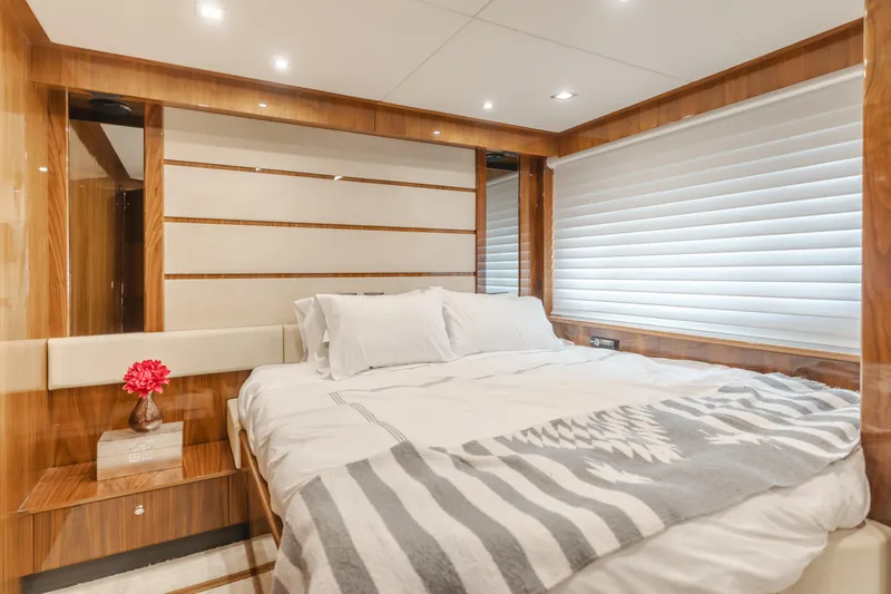 Indecent Proposal 4 Yacht Photos Pics 