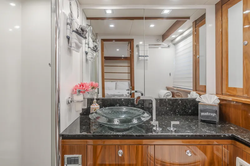 Indecent Proposal 4 Yacht Photos Pics 