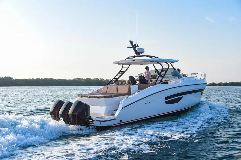 Build To Order Yacht Photos Pics 