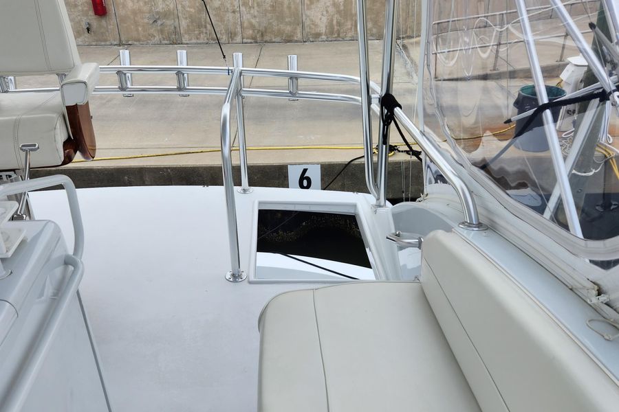 2004 Hatteras 54 Convertible