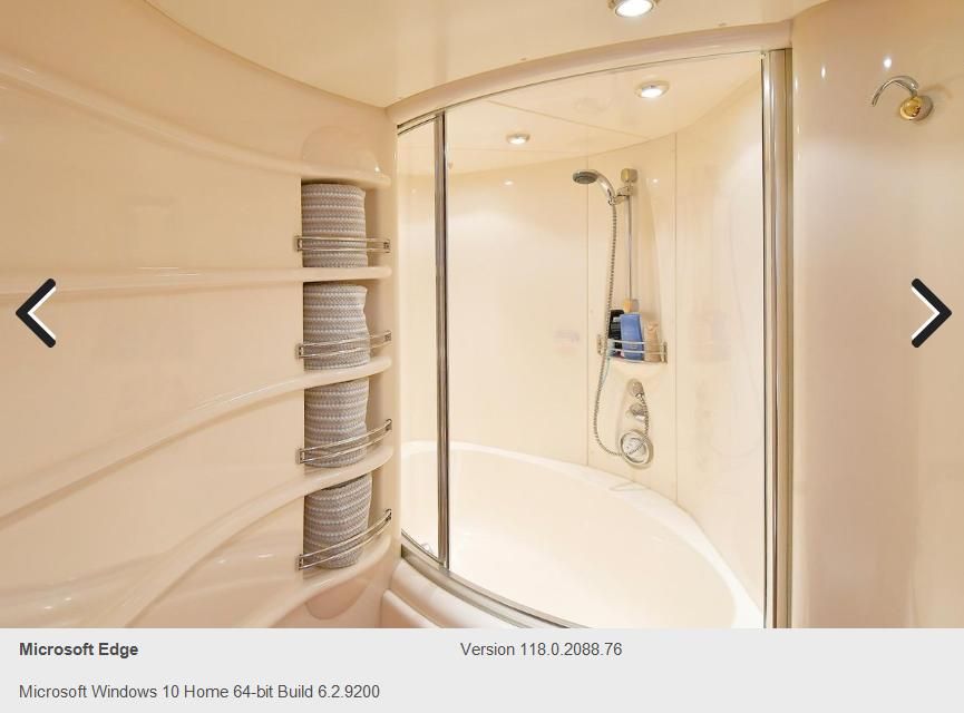 2005 Azimut 70 
