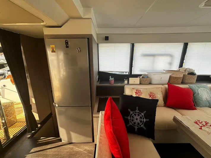  Yacht Photos Pics Interior of 2022 Fountaine Pajot MY5 yacht with modern decor and comfortable seating.