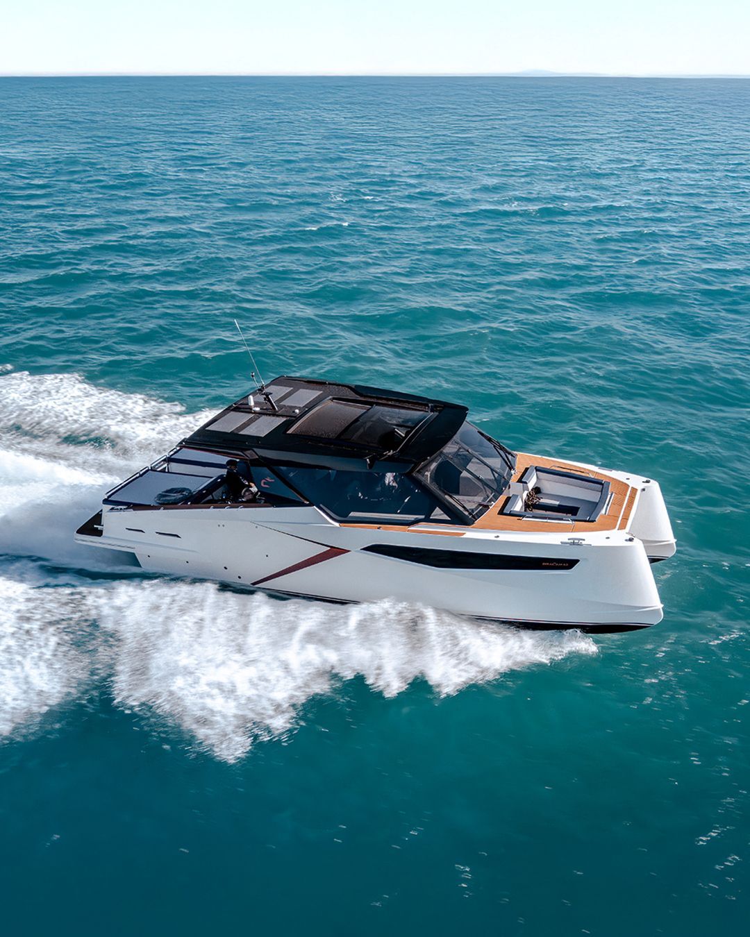 2025 Dracan DRACAN 42