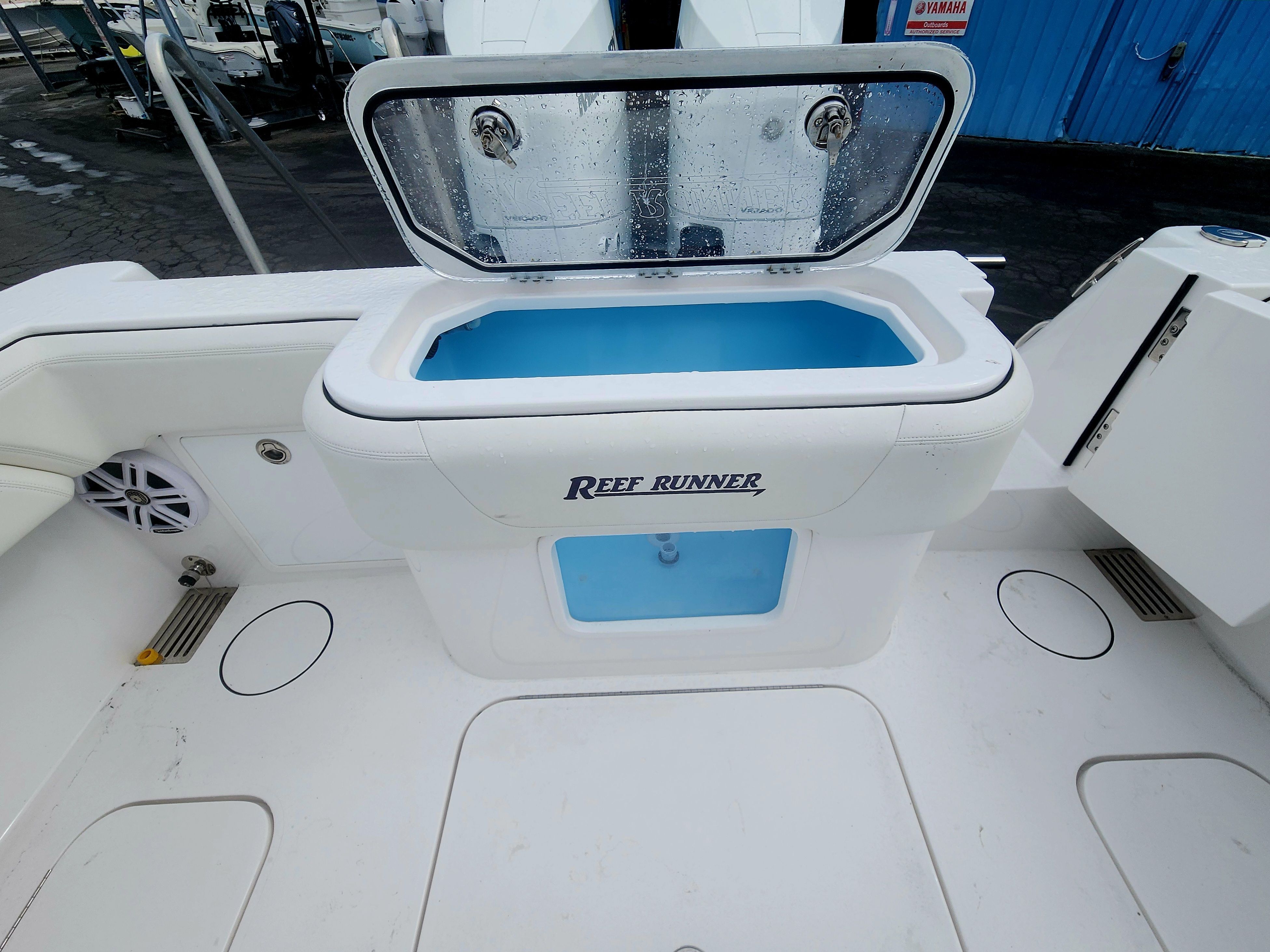 2025 REEF RUNNER 340 - Image 8
