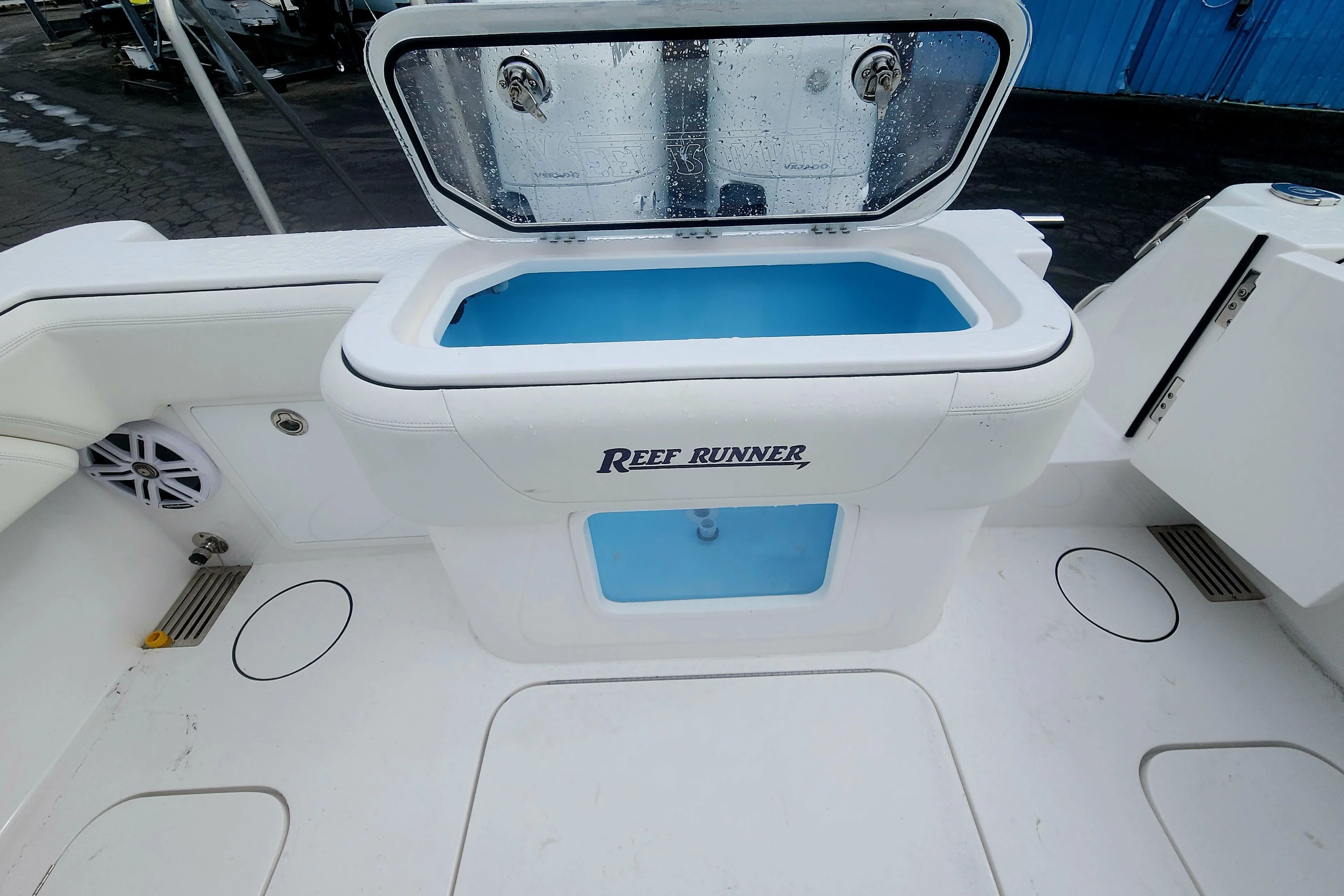 2025 REEF RUNNER 340 - Image 8