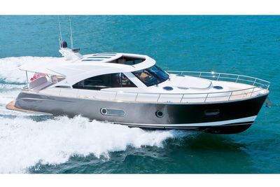 Belize 54 Sedan