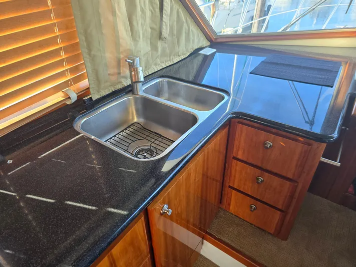 Third Wish Yacht Photos Pics Kitchen area on Navigator 44C yacht, year 2005.