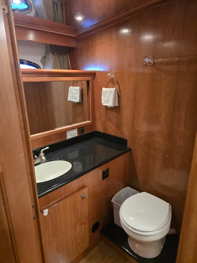 Third Wish Yacht Photos Pics Luxurious bathroom in a 2005 Navigator 44C yacht.