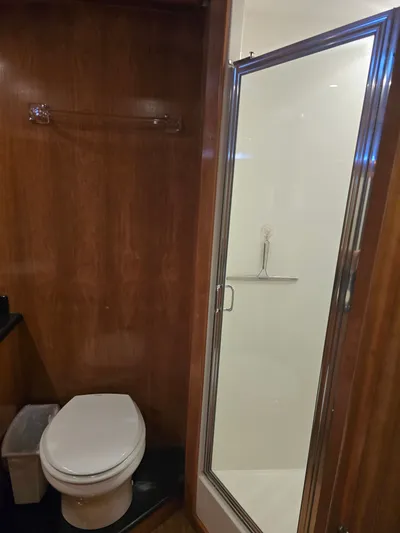 Third Wish Yacht Photos Pics Bathroom in 2005 Navigator 44C with shower and toilet.