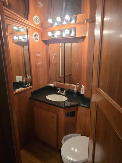 Third Wish Yacht Photos Pics Luxurious bathroom in a 2005 Navigator 44C yacht.