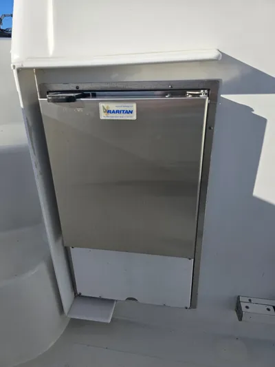 Third Wish Yacht Photos Pics Raritan refrigerator on Navigator 44C yacht, year 2005.