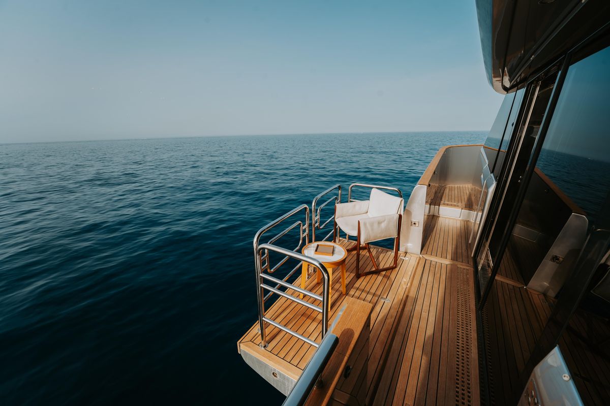 2013 Monte Carlo Yachts 86 