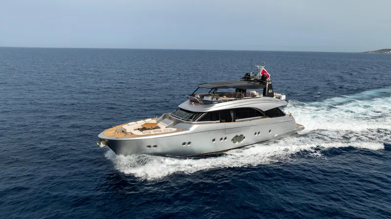Venus Yacht Photos Pics Luxurious 2013 Monte Carlo Yachts 86'7'' cruising on open sea.